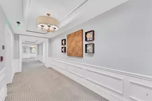 1300 Benjamin Franklin Dr, Sarasota, FL 34236 - Photo 9