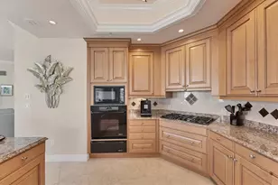 1300 Benjamin Franklin Dr, Sarasota, FL 34236 - Photo 25