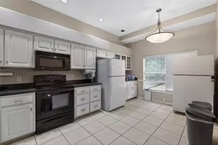 1006 Bell Shoals Ln, Brandon, FL 33511 - Photo 11