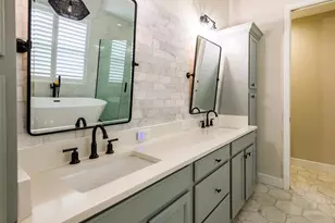 15623 Leven Links Pl, Lakewood Ranch, FL 34202 - Photo 9