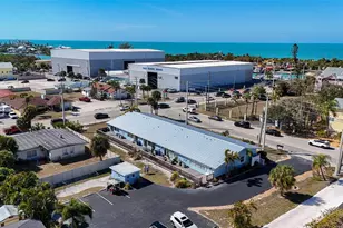 100 Bayshore Rd, Nokomis, FL 34275 - Photo 33