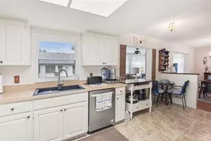 6328 Ocean Pines Ln, Spring Hill, FL 34606 - Photo 5