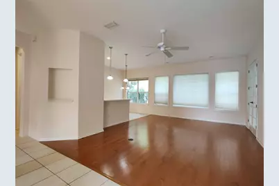 7625 Charleston Street, University Park, FL 34201 - Photo 3