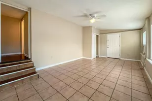 2137 Roselawn St, Sarasota, FL 34231 - Photo 3