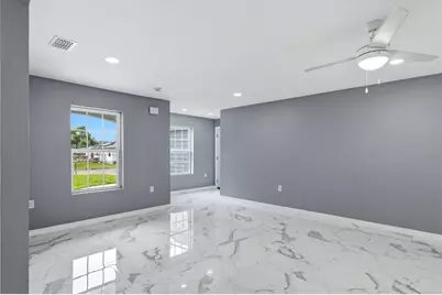1615 31st Avenue E, Bradenton, FL 34208 - Photo 11