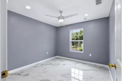 1615 31st Avenue E, Bradenton, FL 34208 - Photo 29