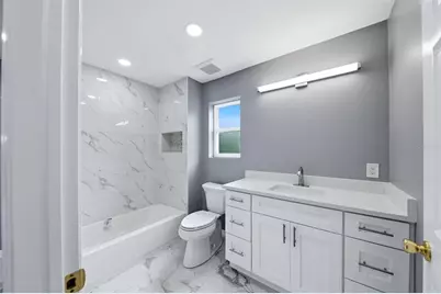 1615 31st Avenue E, Bradenton, FL 34208 - Photo 33