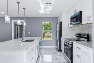 1615 31st Ave E, Bradenton, FL 34208 - Photo 19