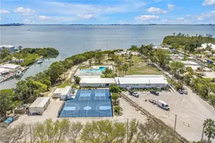 2112 Hopkins Dr W, Bradenton, FL 34207 - Photo 39