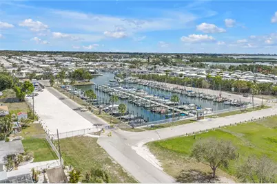 2112 Hopkins Drive W, Bradenton, FL 34207 - Photo 33