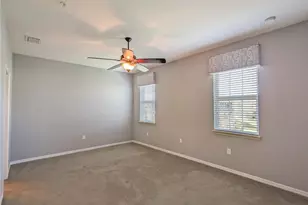 3129 Oriole Dr, Sarasota, FL 34243 - Photo 17