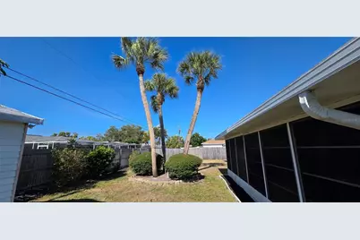 2260 Sandlewood Drive, Venice, FL 34293 - Photo 9