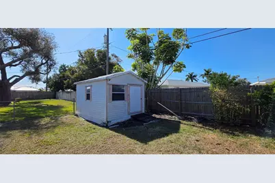 2260 Sandlewood Drive, Venice, FL 34293 - Photo 57