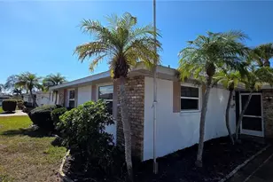 2260 Sandlewood Dr, Venice, FL 34293 - Photo 19