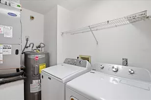 5670 Sheffield Greene Cir, Sarasota, FL 34235 - Photo 23