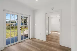 6907 11th Ave NW, Bradenton, FL 34209 - Photo 9