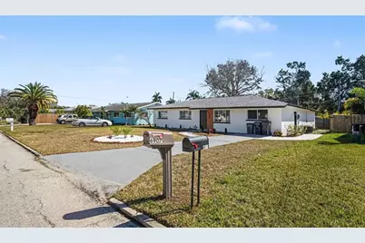 6907 11th Avenue NW, Bradenton, FL 34209 - Photo 3