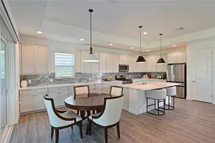 978 Crosswind Ave, Sarasota, FL 34240 - Photo 9