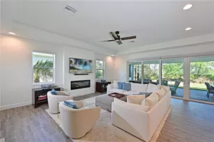 978 Crosswind Ave, Sarasota, FL 34240 - Photo 5