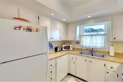 5602 12th Avenue W #5602, Bradenton, FL 34209 - Photo 5