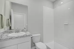 5715 Woodland Sage Dr, Sarasota, FL 34238 - Photo 19