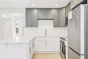 3427 Barstow St, Sarasota, FL 34235 - Photo 9