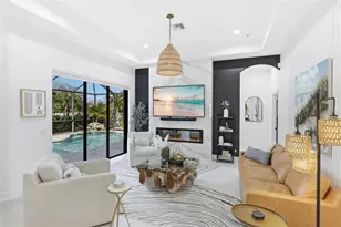 8051 36th St Cir E, Sarasota, FL 34243 - Photo 15