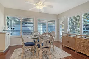 2721 Riverbluff Pl, Sarasota, FL 34231 - Photo 9