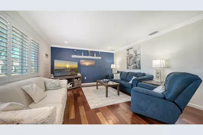 2721 Riverbluff Place #V-50, Sarasota, FL 34231 - Photo 7