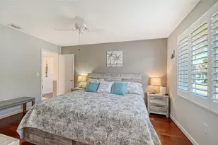 2721 Riverbluff Pl, Sarasota, FL 34231 - Photo 21