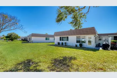 2721 Riverbluff Place #V-50, Sarasota, FL 34231 - Photo 29