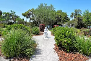 2721 Riverbluff Pl, Sarasota, FL 34231 - Photo 53