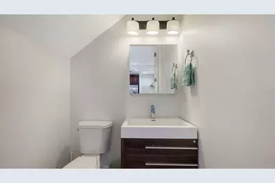 235 Cocoanut Avenue #113C, Sarasota, FL 34236 - Photo 17
