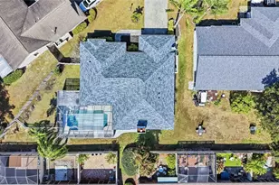 4822 Hamlets Grv Dr, Sarasota, FL 34235 - Photo 55