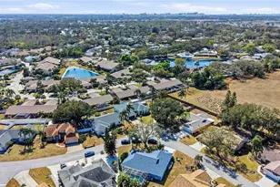 4822 Hamlets Grv Dr, Sarasota, FL 34235 - Photo 49