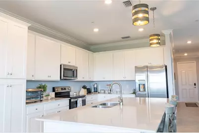 17902 Gawthrop Drive #401, Bradenton, FL 34211 - Photo 3