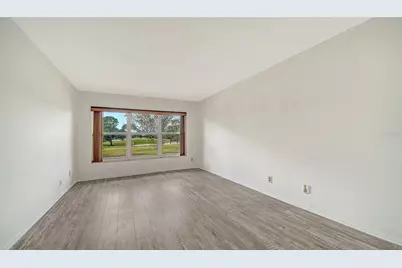 7880 Palm Aire Lane #203, Sarasota, FL 34243 - Photo 17