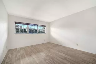 7880 Palm Aire Ln, Sarasota, FL 34243 - Photo 33