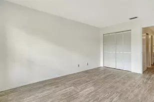 7880 Palm Aire Ln, Sarasota, FL 34243 - Photo 25