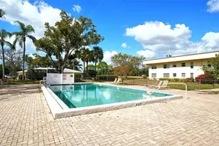7880 Palm Aire Ln, Sarasota, FL 34243 - Photo 39