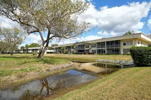 7880 Palm Aire Ln, Sarasota, FL 34243 - Photo 37