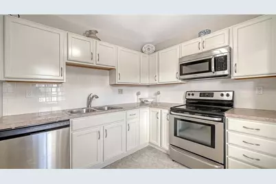 7880 Palm Aire Lane #203, Sarasota, FL 34243 - Photo 15