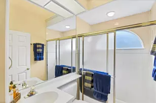 7908 Treesdale Glen, Lakewood Ranch, FL 34202 - Photo 21