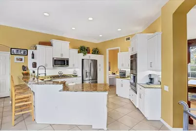 7908 Treesdale Glen, Lakewood Ranch, FL 34202 - Photo 7