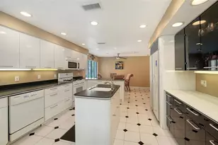 3131 Bayou Sound, Longboat Key, FL 34228 - Photo 19