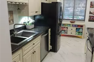 4556 Longwater Chase, Sarasota, FL 34235 - Photo 5