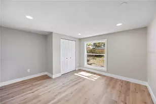 2770 Wood St, Sarasota, FL 34237 - Photo 23