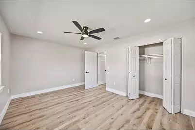 2770 Wood Street, Sarasota, FL 34237 - Photo 33