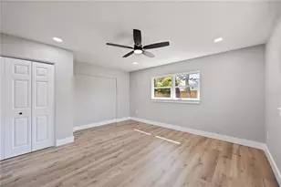 2770 Wood St, Sarasota, FL 34237 - Photo 31