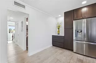 765 John Ringling Blvd, Sarasota, FL 34236 - Photo 11